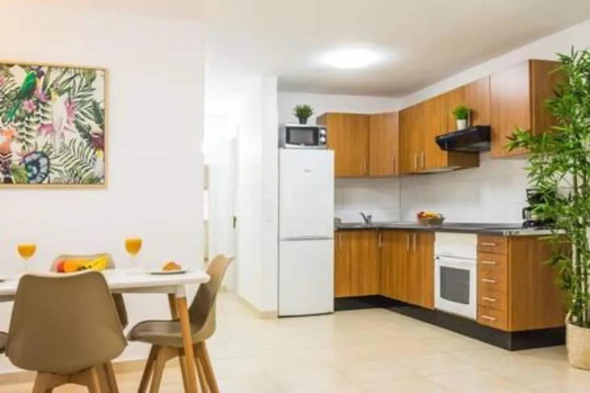 Apartamento Luna Tias 0*,